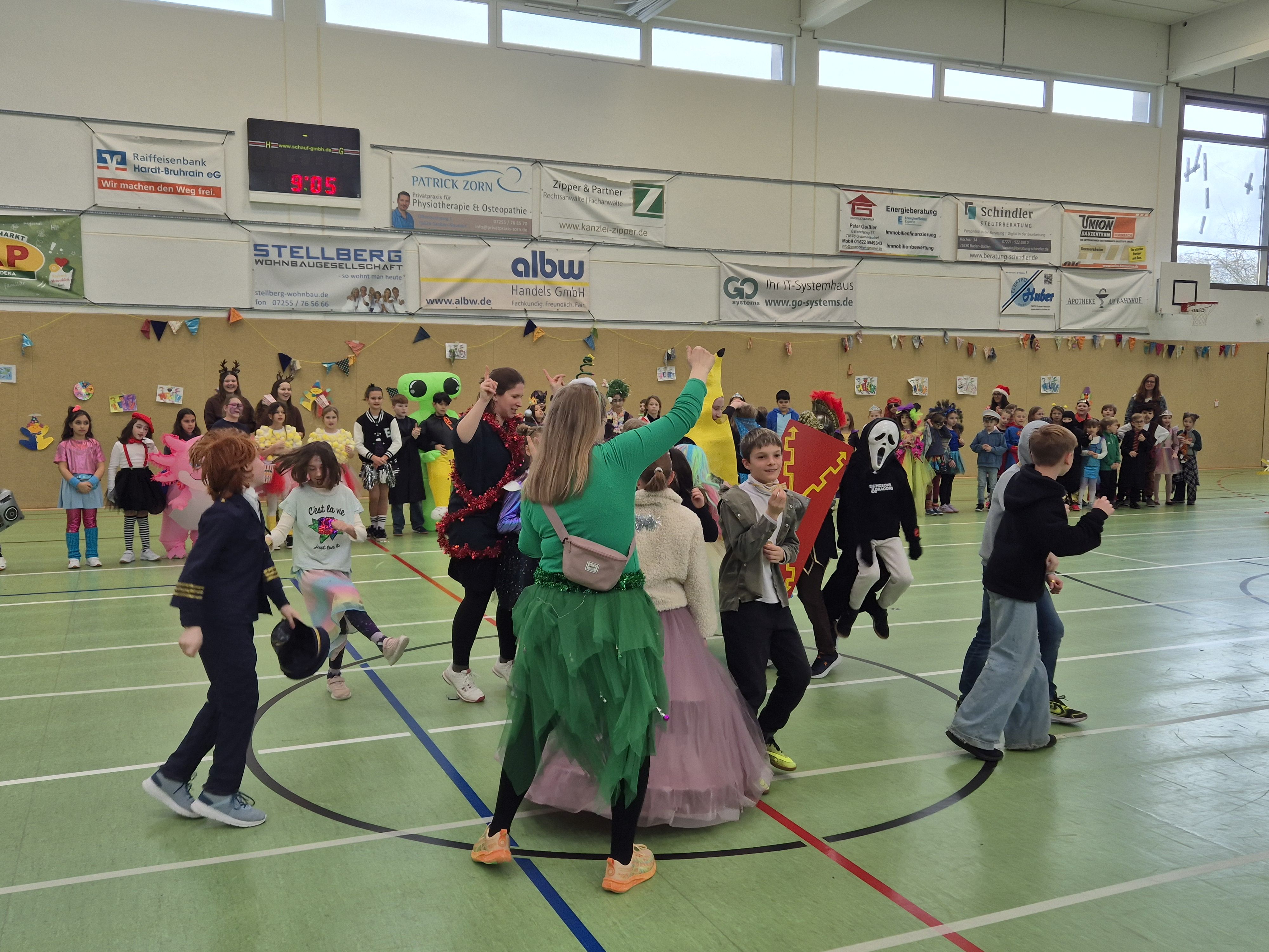 Buntes Faschingstreiben an der AKS begeistert Groß und Klein – 23.02.2026