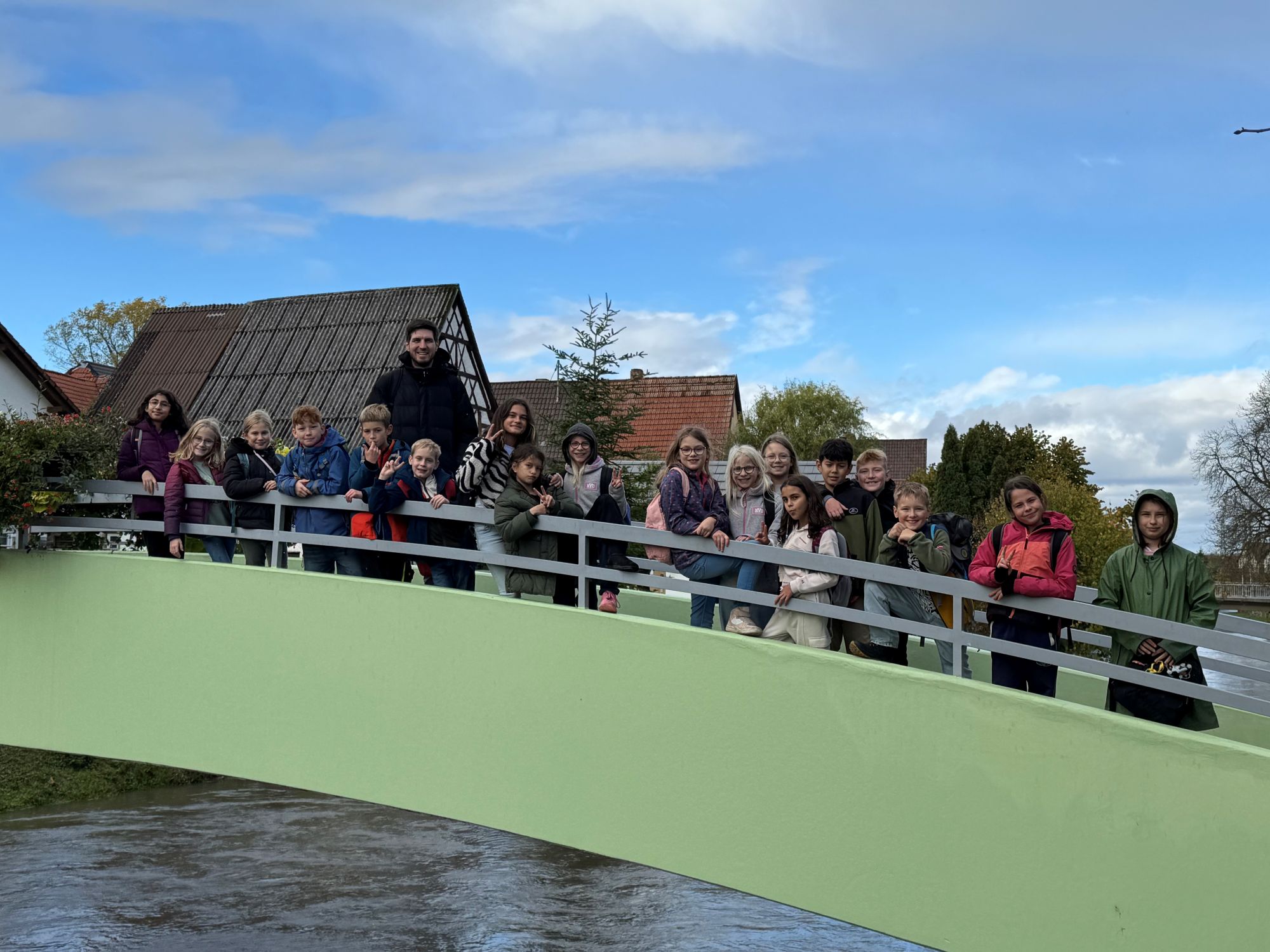 Von Lamas, Brötchen und Teamgeist - Die 4b auf Reisen
